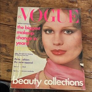 Vintage Vogue Magazine October 1975
